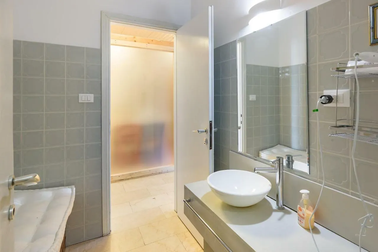 *** Bed & Breakfast La Giara Romana Verona Italy